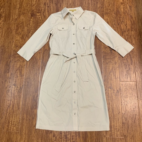 tan button down dress